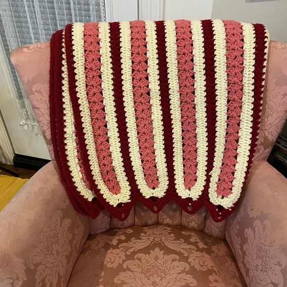 Vintage Handmade Crocheted Afghan Blanket; Rose, Pink, and Cream Stripes; 45x60 - Picture 4 of 10